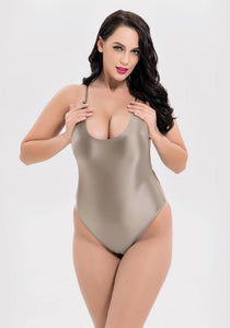 Legia Nobi Backless One Piece