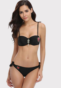 Facile Flowers Decorated Swimsuit